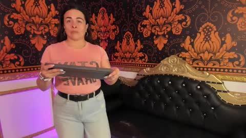 LILY online show from 06/04/26, 11:27
