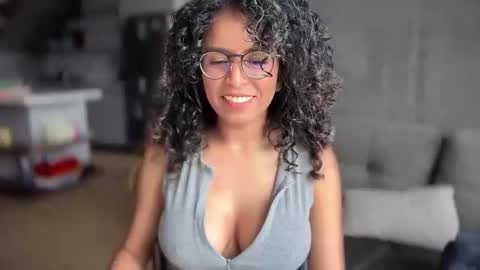 Kloe online show from 09/27/25, 06:57