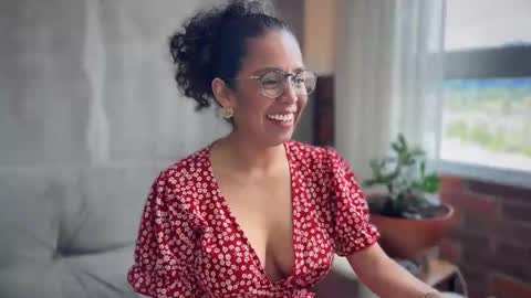 Kloe online show from 10/09/25, 06:50