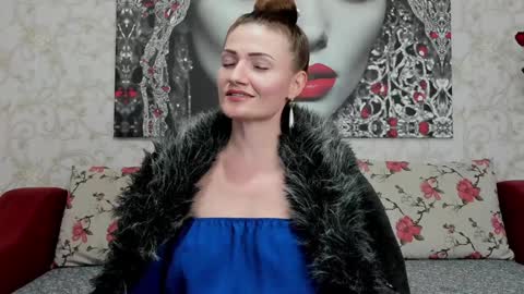 Snapshot of illegalbeauty87 chatting on 12/04/24, 06:33 Ingrid or more easier...Miss GoDDess Mistress online show from 12/04/24, 06:33