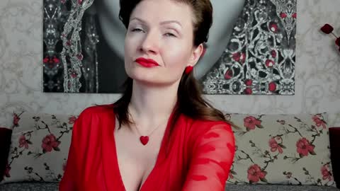 Snapshot of illegalbeauty87 chatting on 02/06/25, 02:11 Ingrid or more easier...Miss GoDDess Mistress online show from 02/06/25, 02:11
