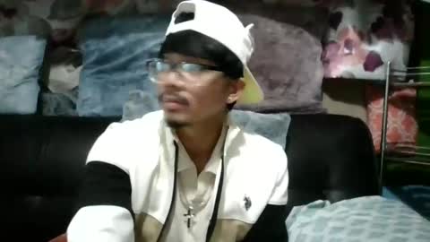 Snapshot of ilovebunny69 chatting on 10/01/25, 02:39 ilovebunny69 online show from 10/01/25, 02:39