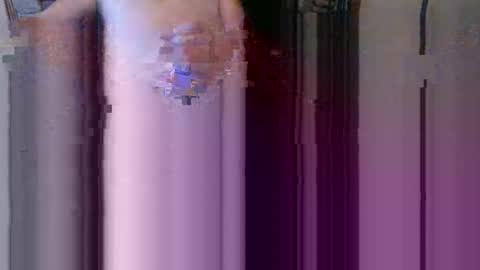 Snapshot of ilovelittletitties chatting on 09/28/25, 12:32 ilovelittletitties online show from 09/28/25, 12:32