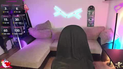 Snapshot of ilyafriend chatting on 10/02/25, 05:42 Ilya online show from 10/02/25, 05:42