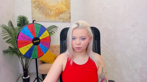 Roxy online show from 12/04/24, 07:23