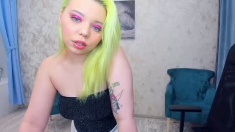 Roxy online show from 02/06/25, 05:51