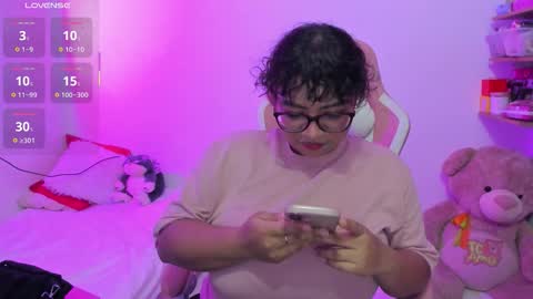 Angela online show from 10/09/25, 01:36