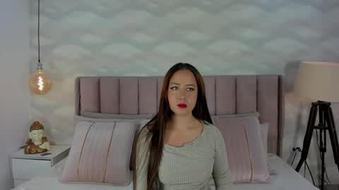 Caro   online show from 12/15/25, 04:17