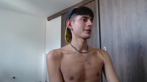 Snapshot of im_davo23 chatting on 12/05/24, 07:06 Davo online show from 12/05/24, 07:06
