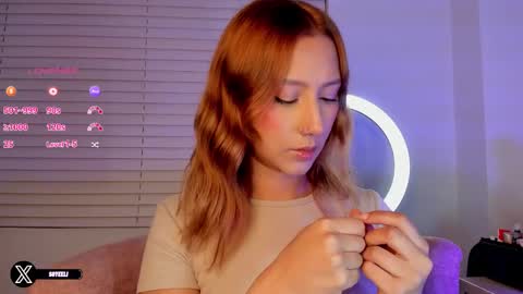 Snapshot of im_eli1 chatting on 10/06/25, 02:42 Eli online show from 10/06/25, 02:42