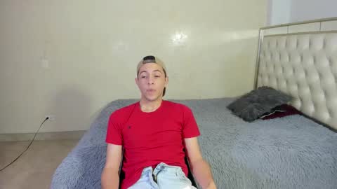 IM EMILIANOLUX online show from 10/27/25, 07:40