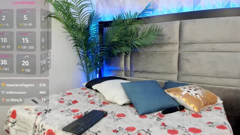  Im Gaia online show from 12/26/24, 08:11