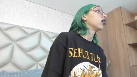  Im Gaia online show from 09/15/25, 12:27