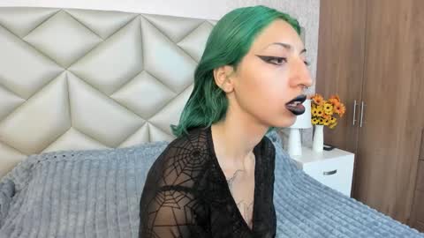  Im Gaia online show from 09/16/25, 12:28