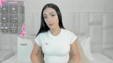 Snapshot of im_isabella1 chatting on 05/14/26, 08:37 im_isabella1 online show from 05/14/26, 08:37