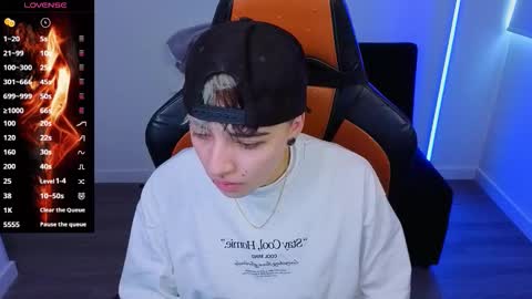 Laia online show from 10/28/25, 09:28