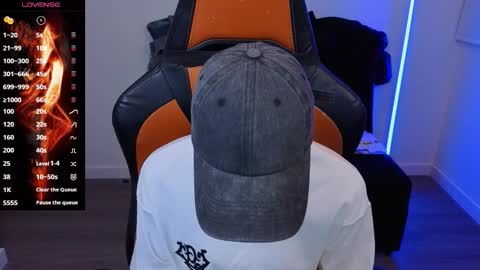 Laia online show from 10/30/25, 11:49