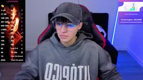 Laia online show from 11/10/25, 01:37