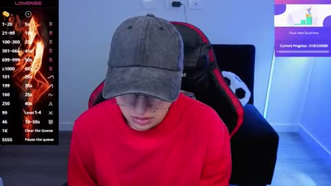 Laia online show from 11/12/25, 05:46