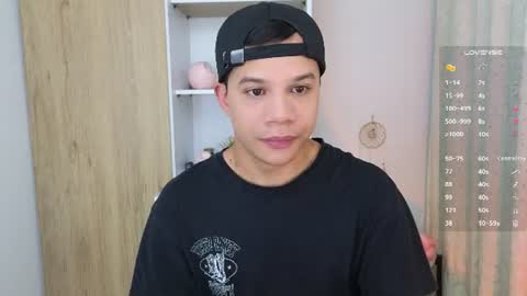 Snapshot of im_marco chatting on 06/17/26, 04:04 Marco online show from 06/17/26, 04:04
