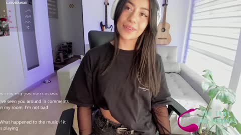 im_mariana online show from 01/11/25, 06:44
