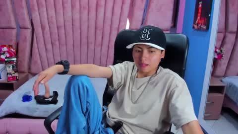 mathias online show from 03/11/25, 03:37