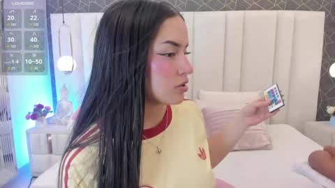 im_miadoll online show from 05/23/26, 04:22