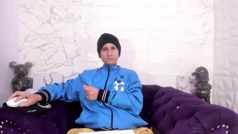 im_milan_rs online show from 01/30/25, 09:47