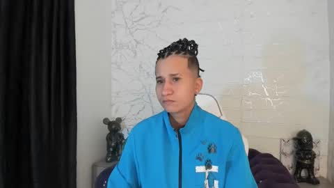 im_milan_rs online show from 02/24/25, 12:09