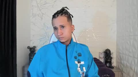 im_milan_rs online show from 02/24/25, 03:23