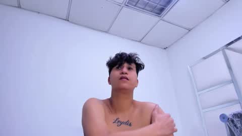 milan online show from 09/26/25, 05:00