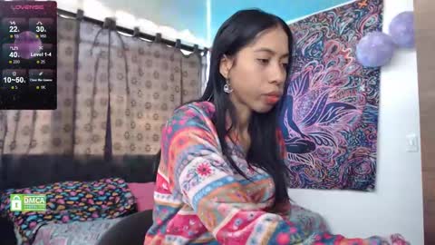 Cutie pie online show from 12/06/24, 03:33