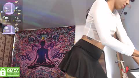 Cutie pie online show from 10/13/25, 02:50