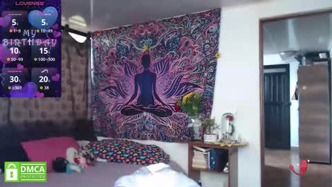 Snapshot of im_moonlight chatting on 11/13/25, 02:49 Cutie pie online show from 11/13/25, 02:49