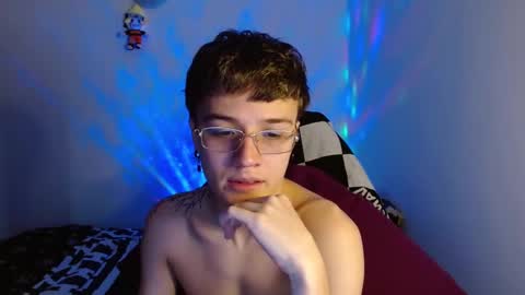 Snapshot of im_oliverpark chatting on 03/04/25, 07:11 Oliver P online show from 03/04/25, 07:11