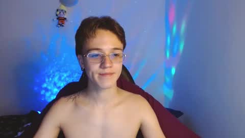 Snapshot of im_oliverpark chatting on 03/10/25, 01:34 Oliver P online show from 03/10/25, 01:34