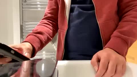 Snapshot of im_ready_4u chatting on 09/27/25, 09:20 im_ready_4u online show from 09/27/25, 09:20