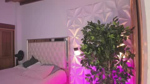 im_sebaslopez online show from 09/27/25, 11:37