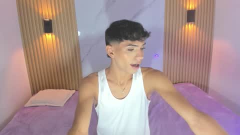 Snapshot of im_sebaslopez chatting on 11/30/25, 08:24 im_sebaslopez online show from 11/30/25, 08:24