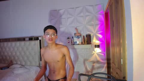 Snapshot of im_sebaslopez chatting on 12/15/25, 11:36 im_sebaslopez online show from 12/15/25, 11:36