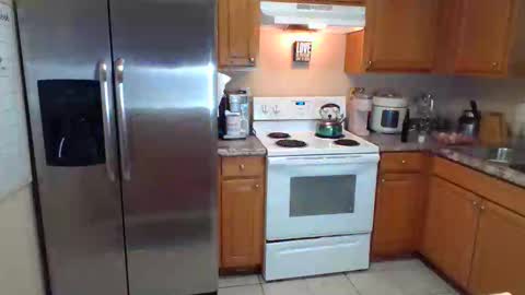 iman_love online show from 12/10/24, 05:22