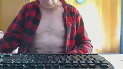 Aussie Guy online show from 04/20/26, 02:58