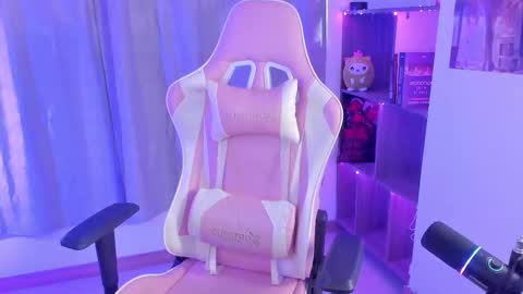 Snapshot of imbabedani chatting on 12/04/25, 09:34 Danibabe online show from 12/04/25, 09:34