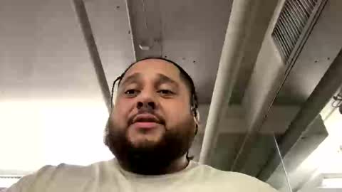 Snapshot of imbbyboy chatting on 10/01/25, 09:26 imbbyboy online show from 10/01/25, 09:26