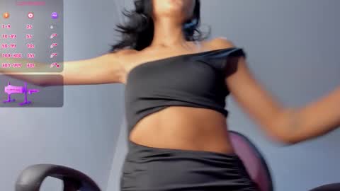 imblackeyes1 online show from 10/27/25, 09:52