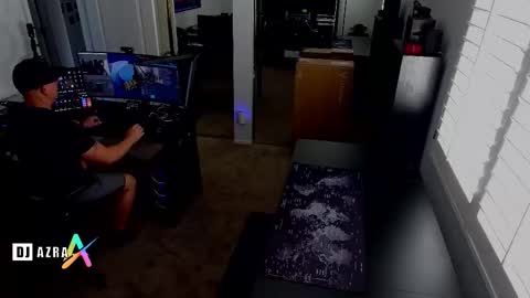 DJ Azra online show from 10/26/25, 09:53