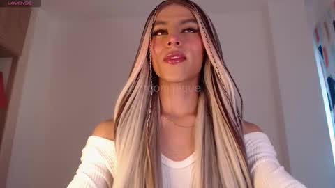     online show from 10/27/25, 01:15