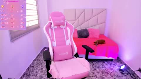 Snapshot of imhanna3 chatting on 09/19/25, 12:28  independient model online show from 09/19/25, 12:28