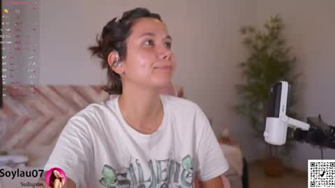 Snapshot of imjess_ chatting on 07/22/26, 01:58 imjess_ online show from 07/22/26, 01:58