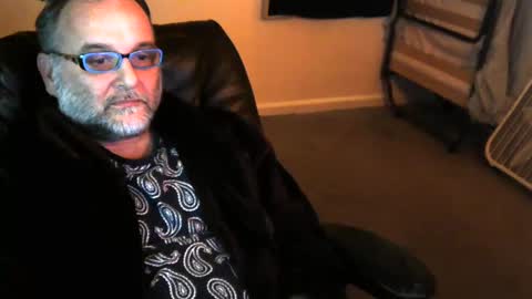 Kel online show from 02/14/25, 12:25